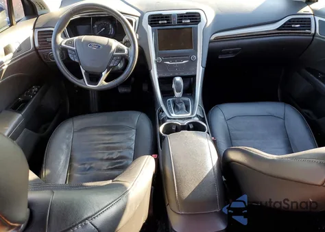 2015 Ford Fusion Se Hybrid z USA, uszkodzony, nr VIN 3FA6P0LU2FR195618